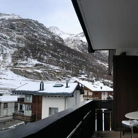 !!!amazing Location Close To Skilift!!! شقة *